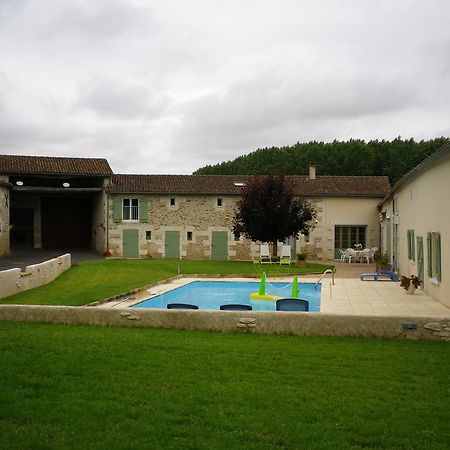 Hotel Logis Du Jacquelin Doussay Exteriér fotografie
